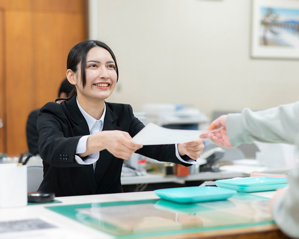 事務係